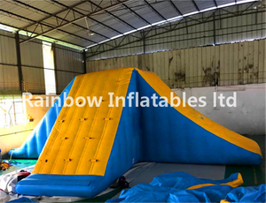 RB32055（9x9x3m）Inflatables water game