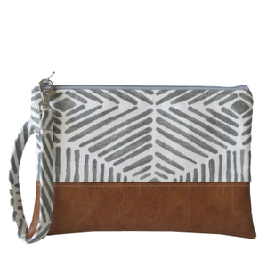 Grey Wristlet Wallet/Vegan Leather Clutch Purse/Cellphone Wristlet iPhone wallet