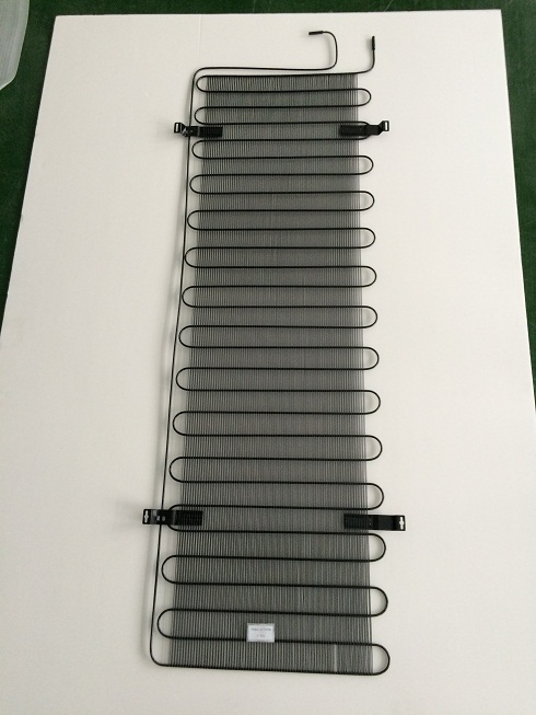 Condensateur dynamique de tube de fil pour le congélateur