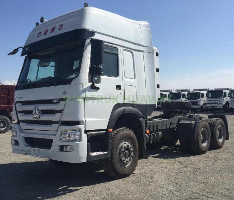 SINOTRUK HOWO 6x4 420hp CNG Tractor Truck - Buy CNG tractor head, Howo ...