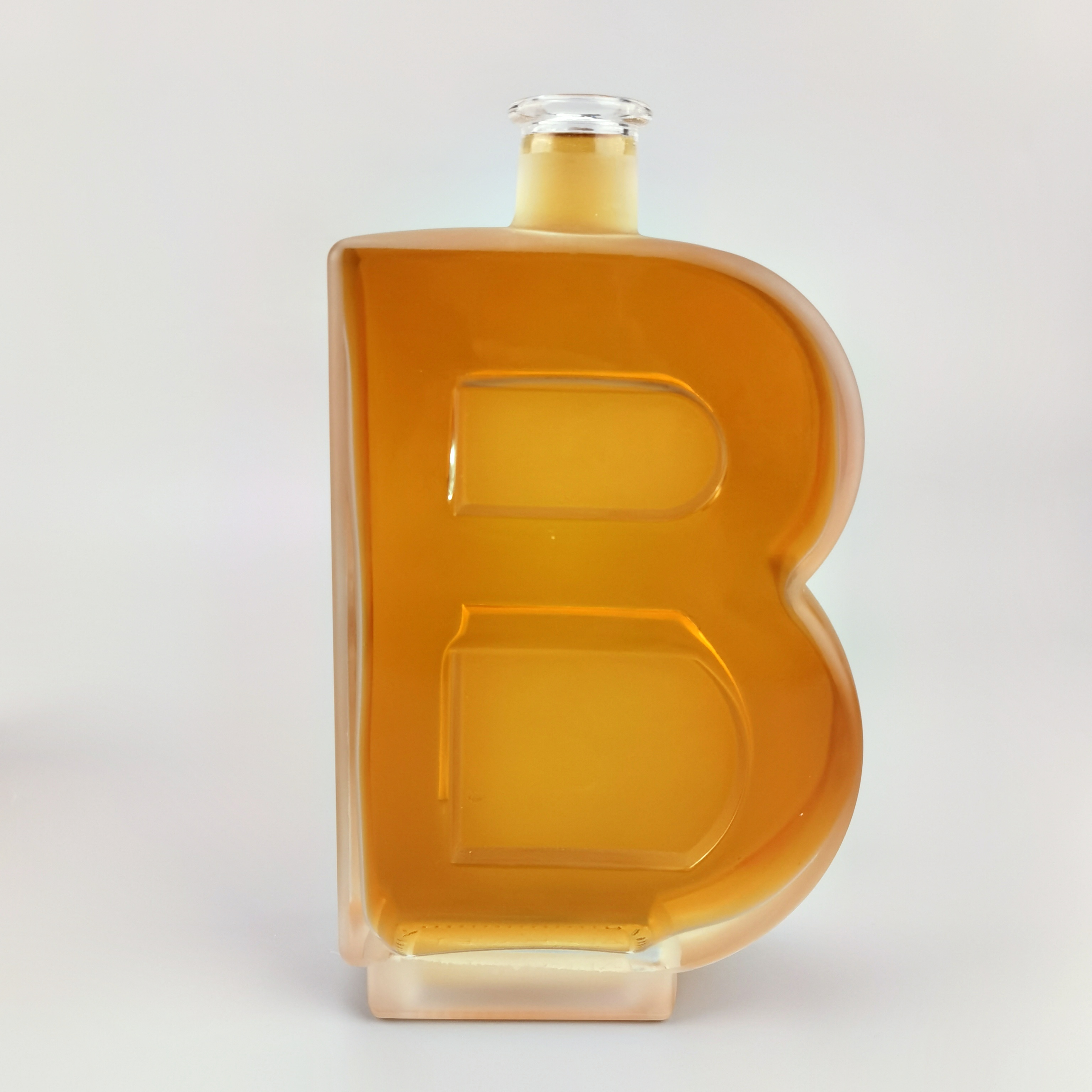 770ml Letter-shaped empty glass wine bottle
