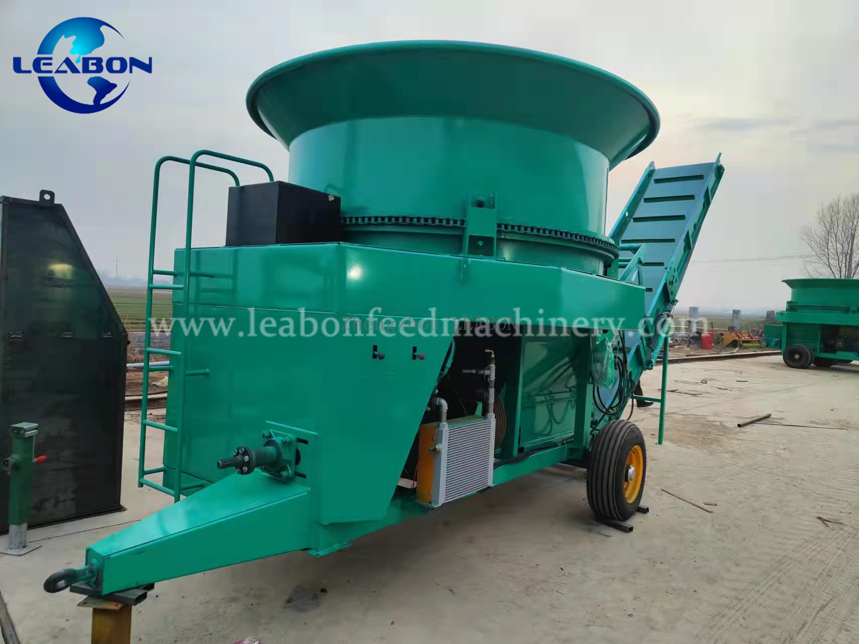 Alfafa Bales Crusher Grinder Belt Grass Bale Shredder 