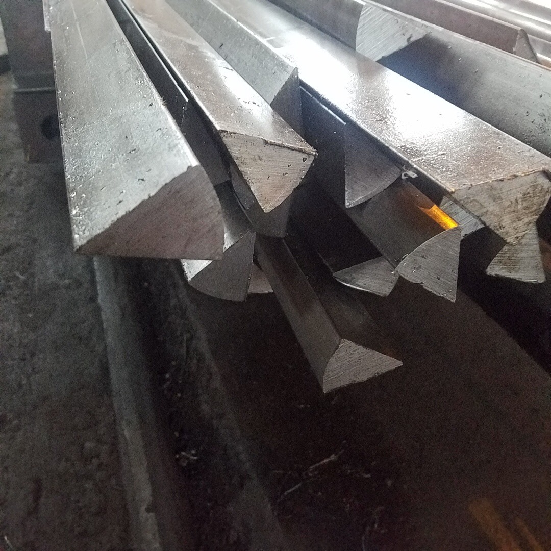 SS400 cold drawn carbon steel profiles