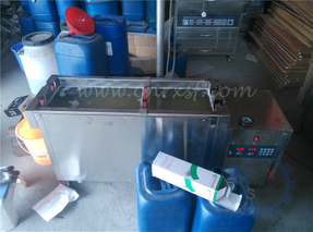 Machine de nettoyage de rouleau d'anilox d'impression d'onde ultrasonique