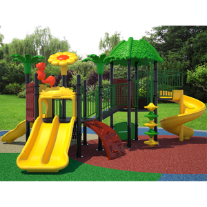 孩子们最喜欢的游乐场，带有天然树花莲花木桩和儿童游戏中的小鸟 HKDLS4302