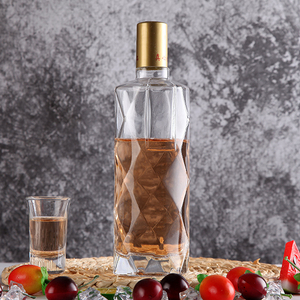 500ml Liquor Vodka Whisky Rum/Wate Glass Bottle with Guala Cap