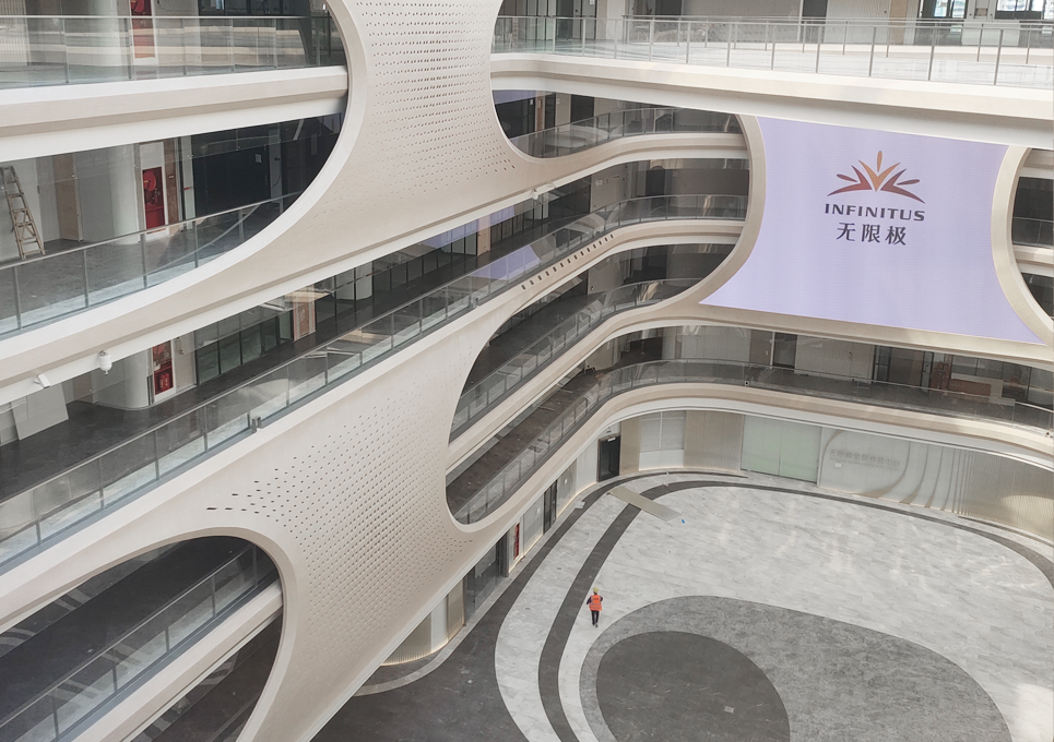 1-Guangzhou-Unlimited-Plaza-Proiect-Decorare-Interioare-5