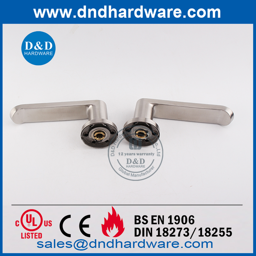 Manija de palanca de níquel de seguridad de acero inoxidable para puerta industrial-DDSH028