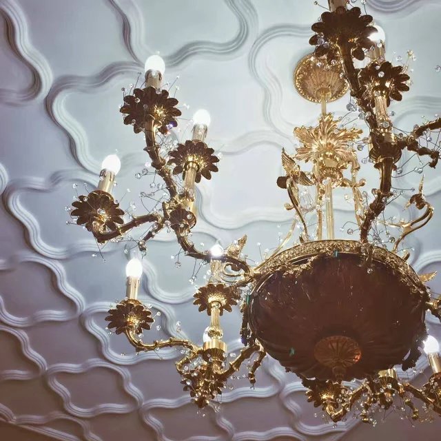 Lámpara pendiente de cobre amarillo retra del estilo de la lámpara de la decoración rococó del hotel (TD-0851-8)