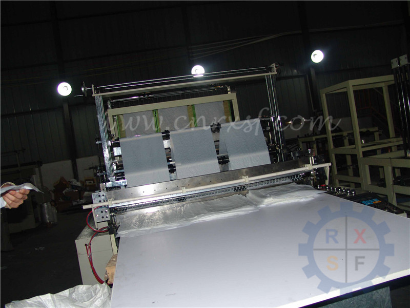 Fully automatic high-speed 6 lines bag making machine