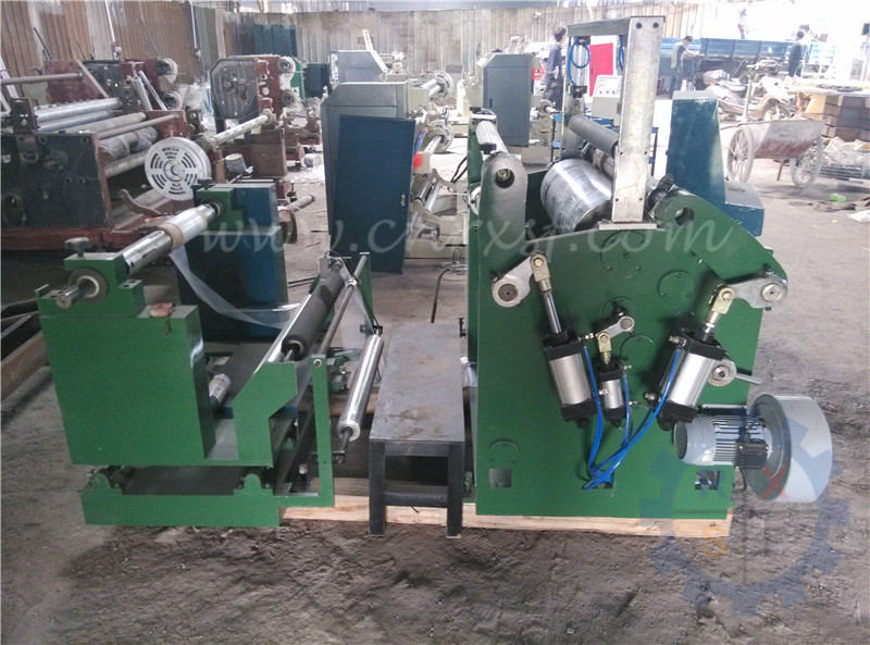 roulement extérieur de 700mm fendant et machine de rebobinage
