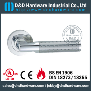 Manija de la puerta de palanca vertical popular de acero inoxidable 316 para puerta de ducha - DDSH126