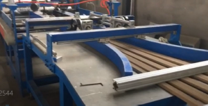 Máquina de papel ondulado