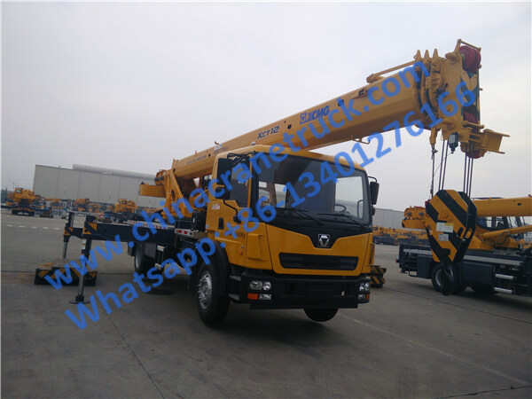 XCMG 12 ton national heavy truck crane XCT12