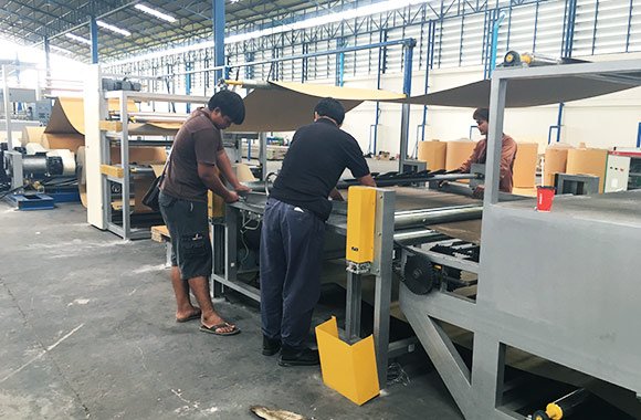 Wuxi Shenxi instalou a máquina em Thailand.jpg