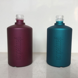 250ml Color Painted Glass Bottle with Guala Cap Finish